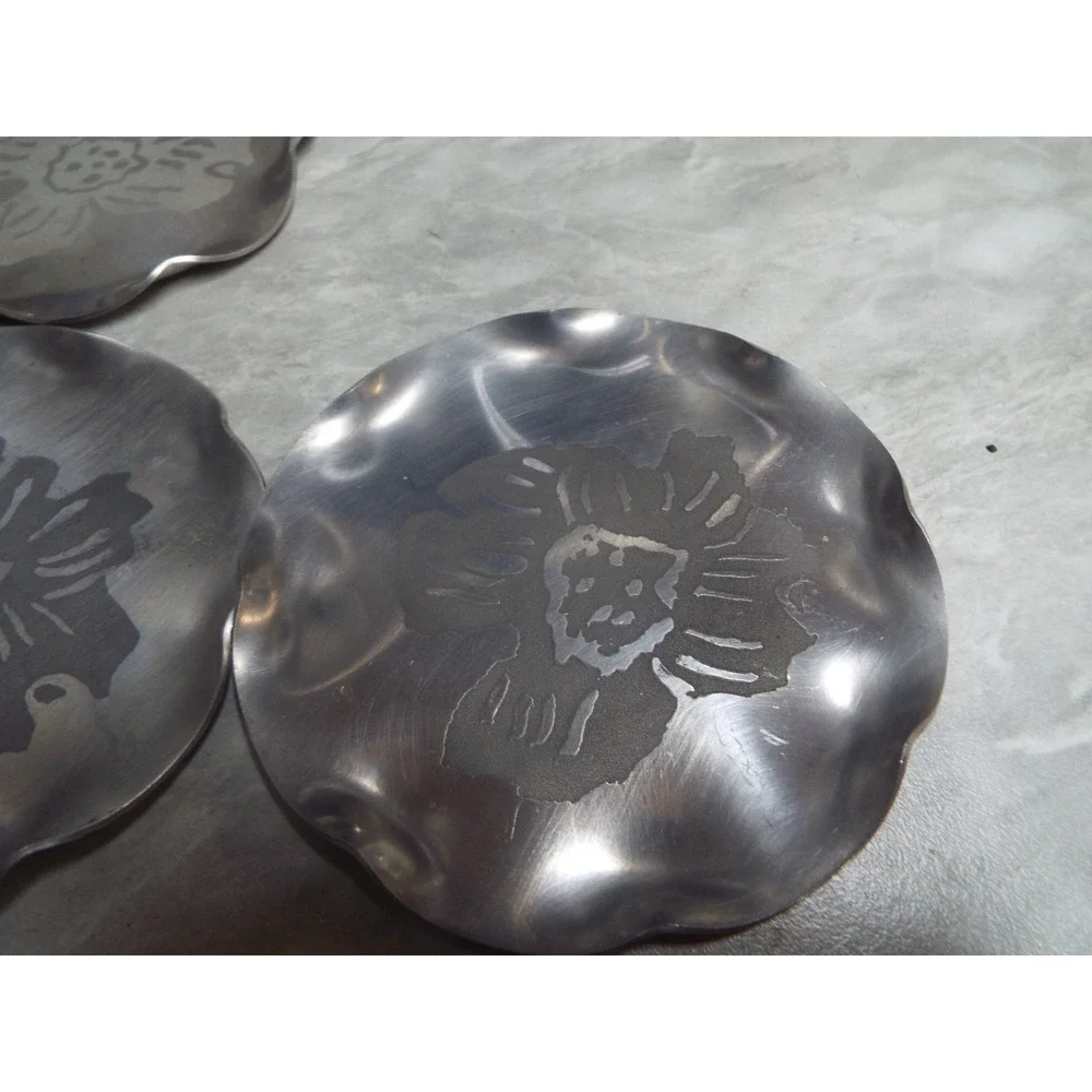 8 Vintage Hand Forged Hammered Aluminum Coasters Scalloped Edge Flower Design 4